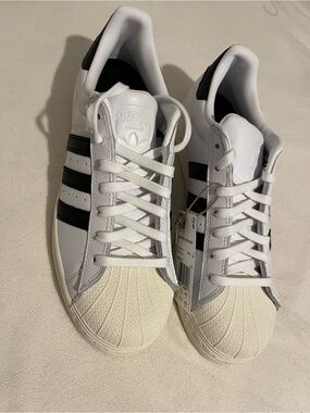 ADIDAS SUPERSTAR ADV SHOES White with Black Stripes Sneakers